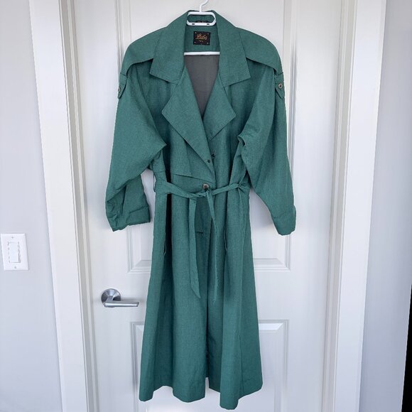 Jackets & Blazers - Vintage dropped shoulder trench coat in green